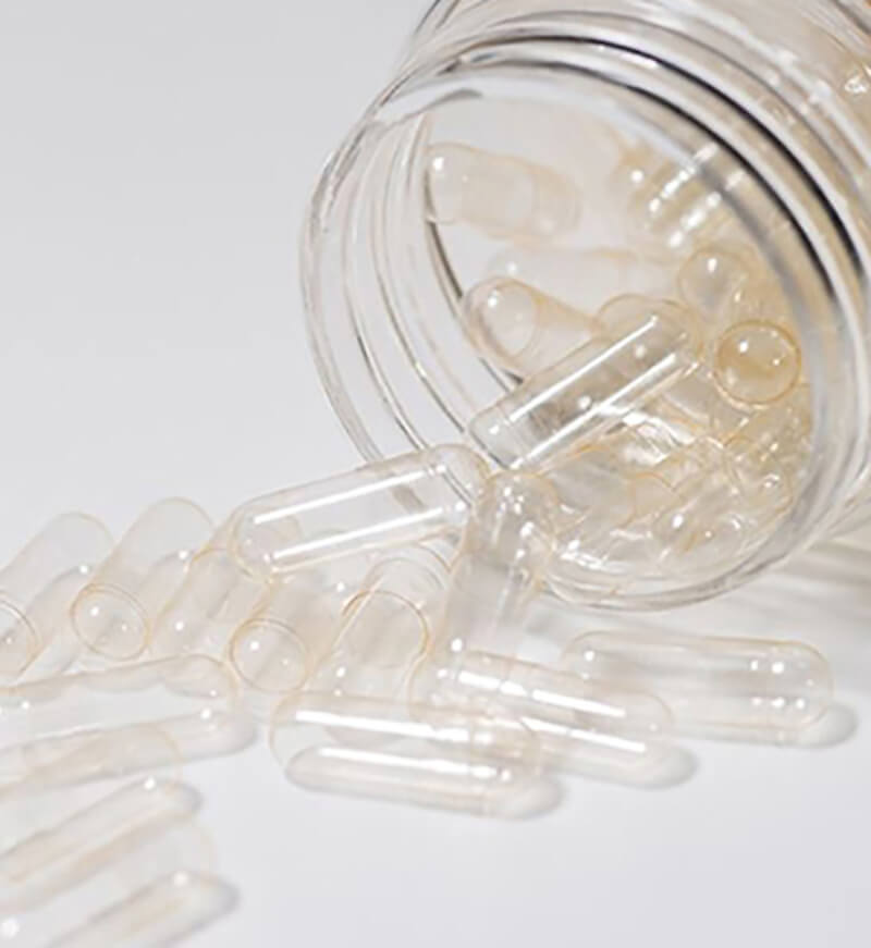 2 vien nang thuong duoc lam tu hop chat gelatin hay polymer