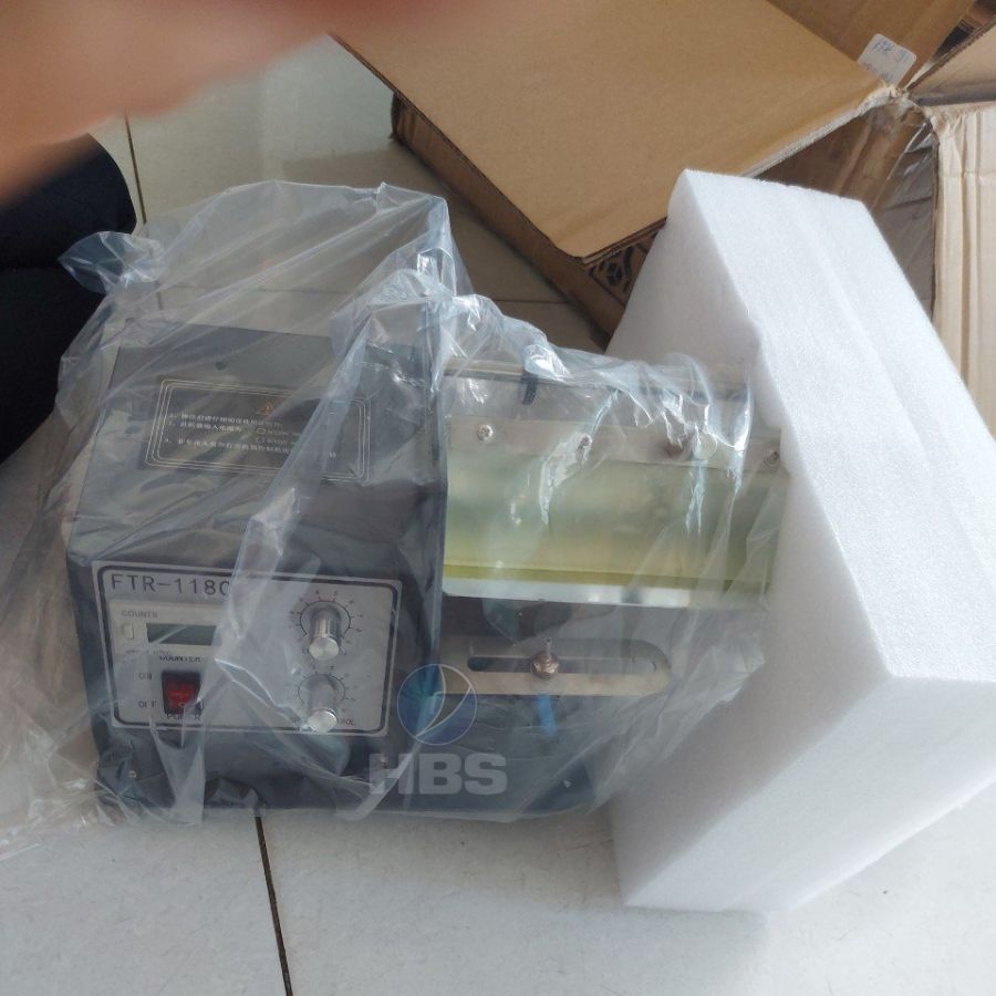 May tach tem nhan tu dong FTR 118C FUMA 1