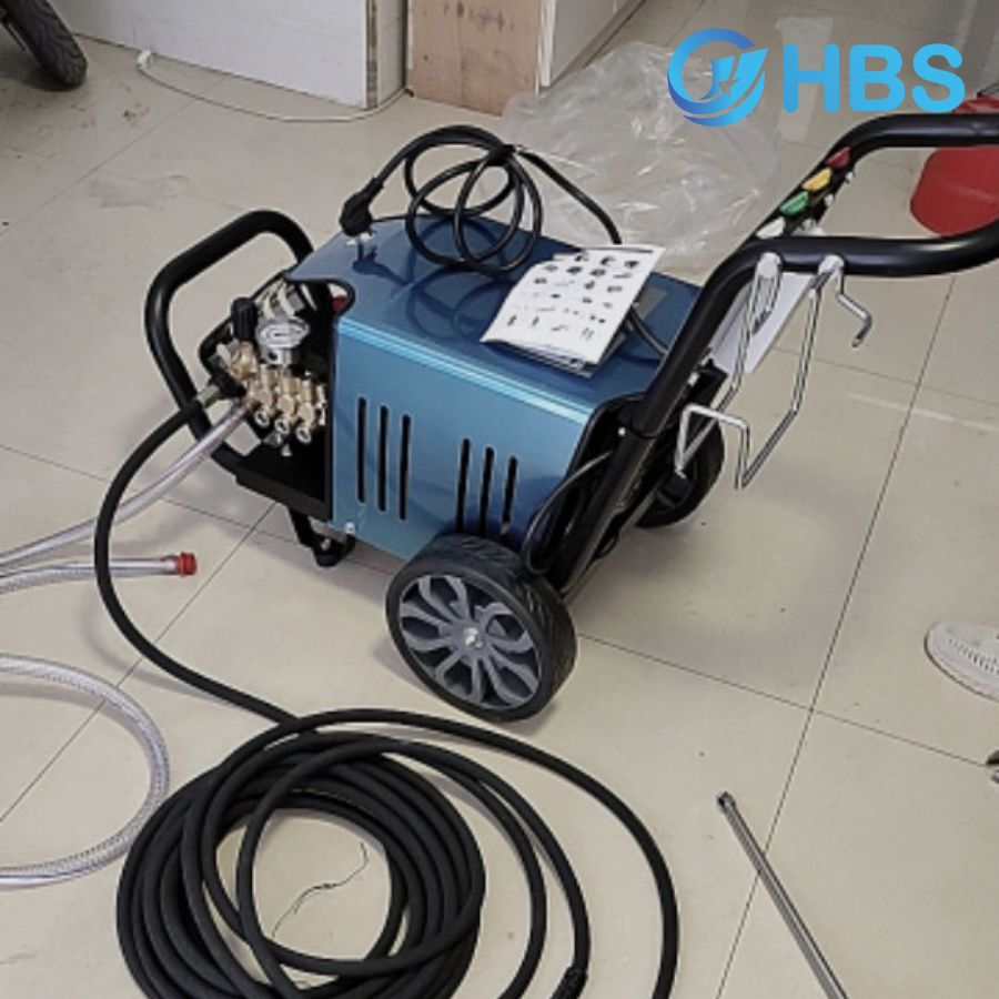 May Rua Xe 220V 5.5kW 280Pa 2