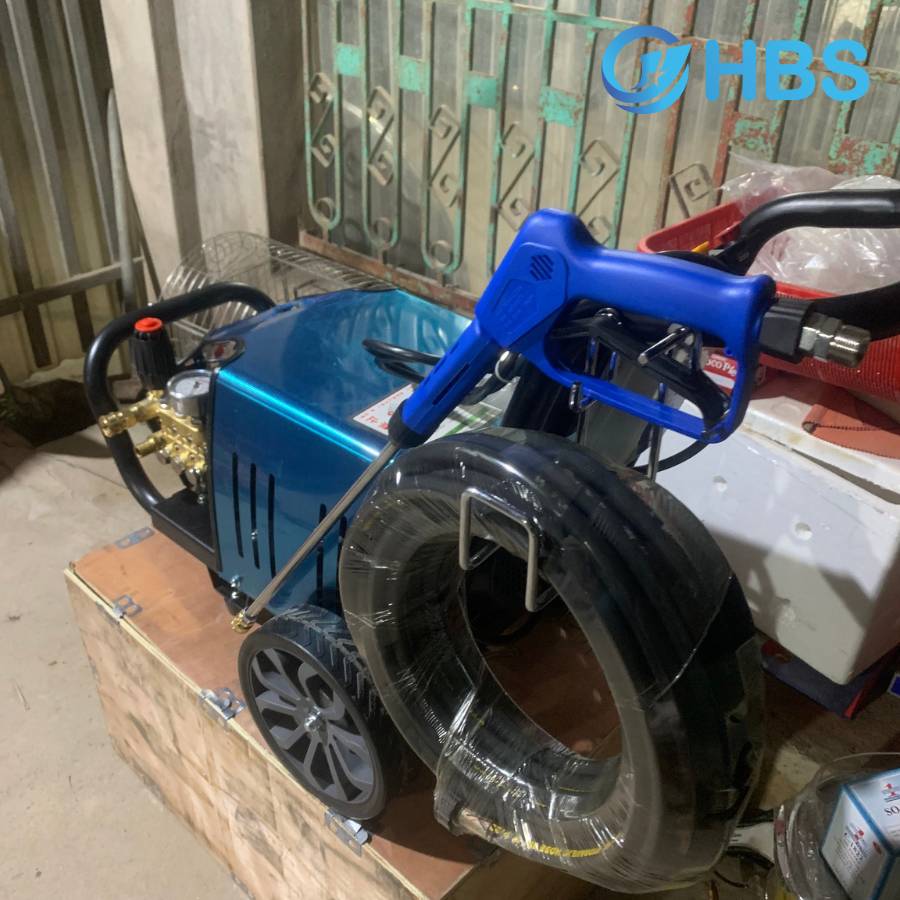 May Rua Xe 220V 5.5kW 280Pa 4